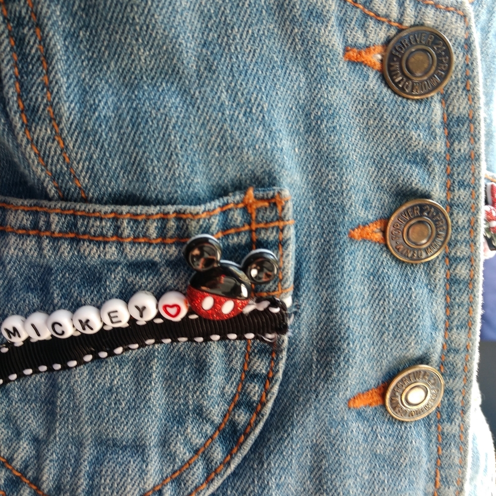 Customized Mickey Minnie denim vest - Picture 4 of 11